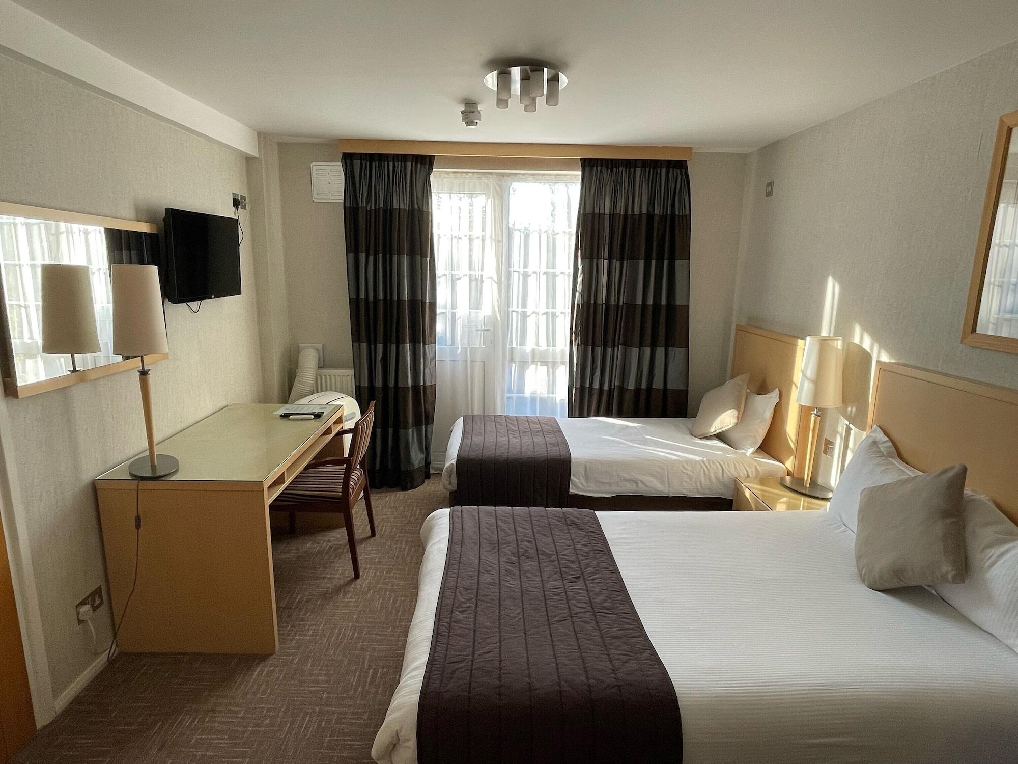 Best Western Homestead Court Hotel Welwyn Garden City Ngoại thất bức ảnh