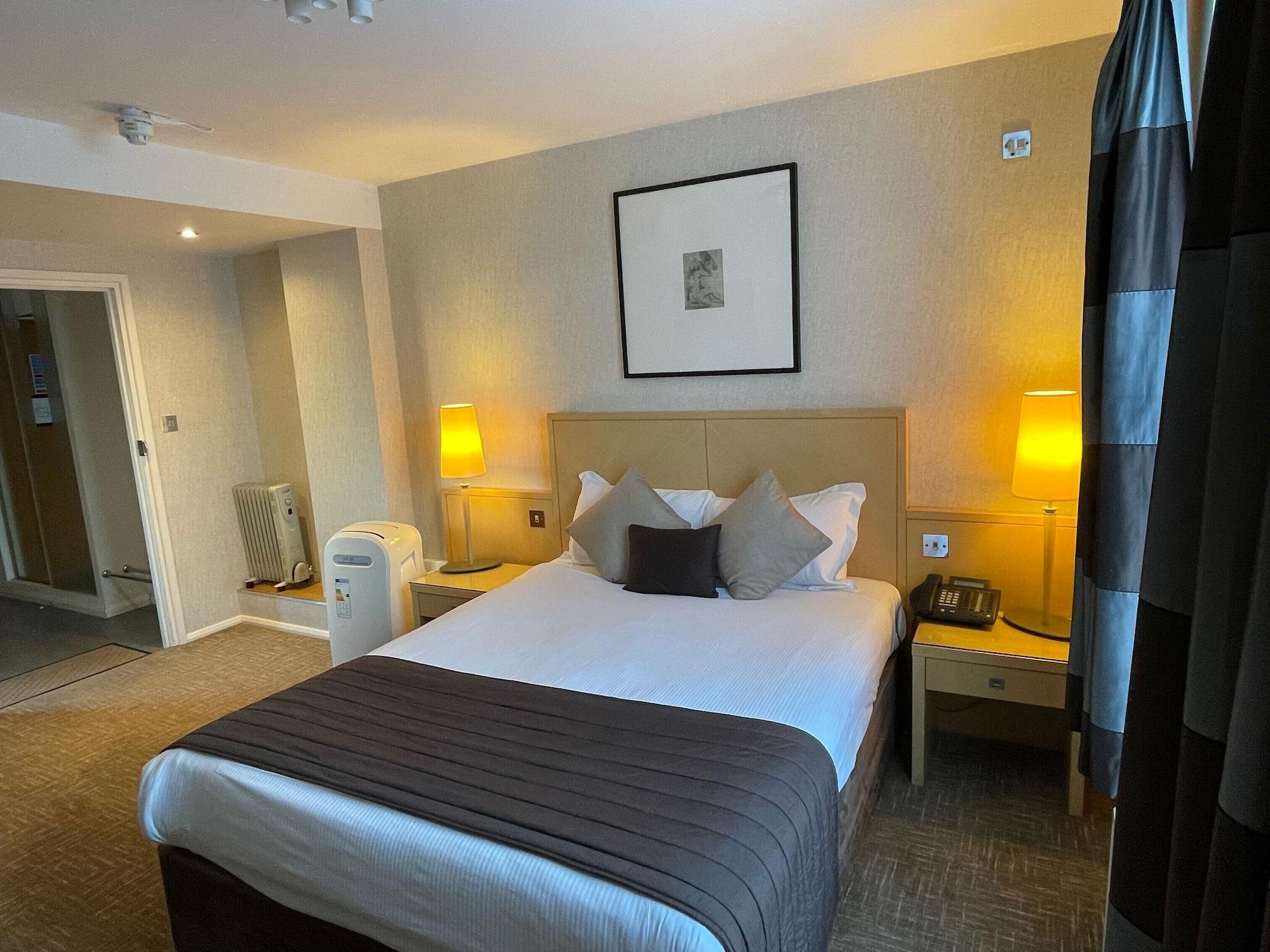 Best Western Homestead Court Hotel Welwyn Garden City Ngoại thất bức ảnh