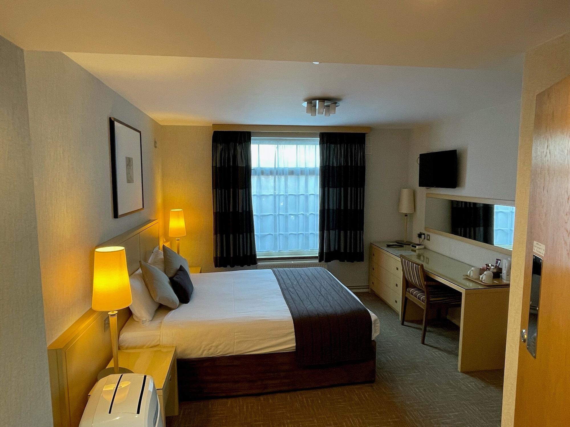 Best Western Homestead Court Hotel Welwyn Garden City Ngoại thất bức ảnh